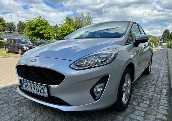 żywiec Ford Fiesta cena 44999 przebieg: 89000, rok produkcji 2018 z Żywiec